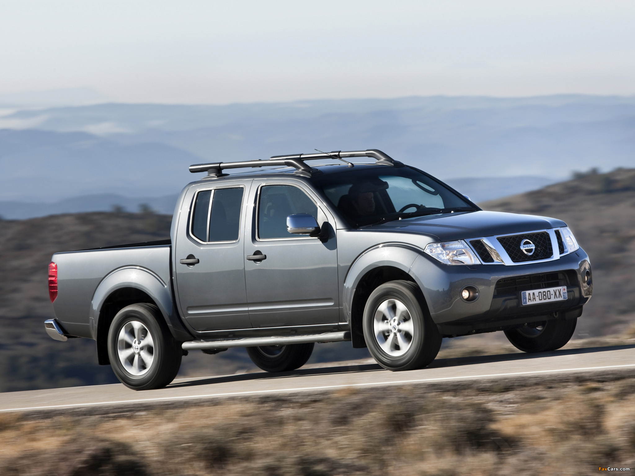Pictures of Nissan Navara Double Cab (D40) 2010 (2048 x 1536)