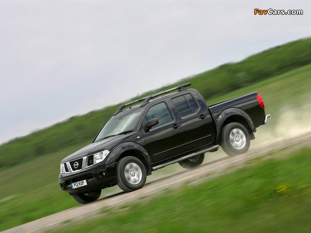 Nissan Navara Double Cab UK-spec (D40) 2005–10 wallpapers (640 x 480)