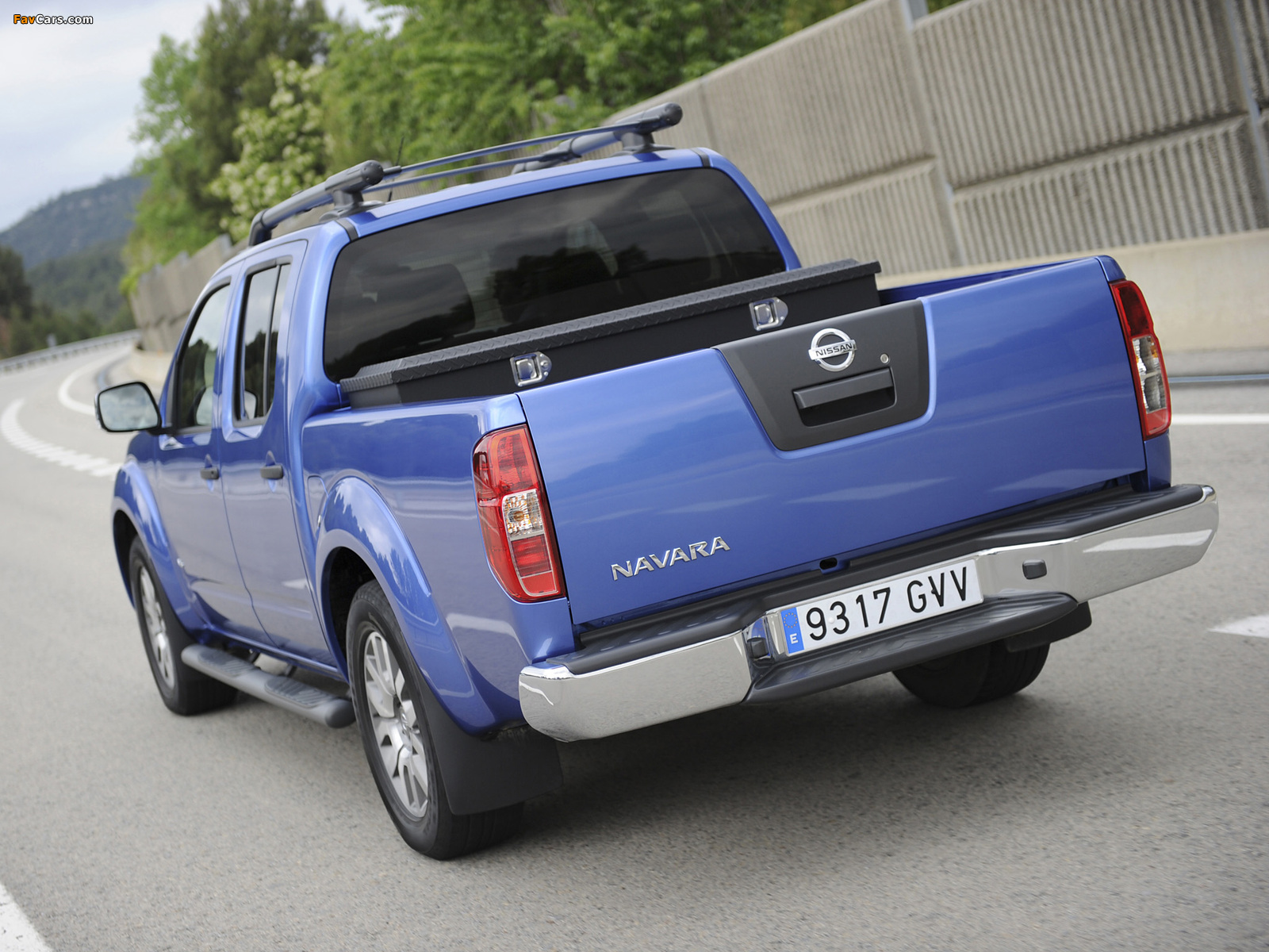 Nissan Navara Double Cab (D40) 2010 wallpapers (1600 x 1200)