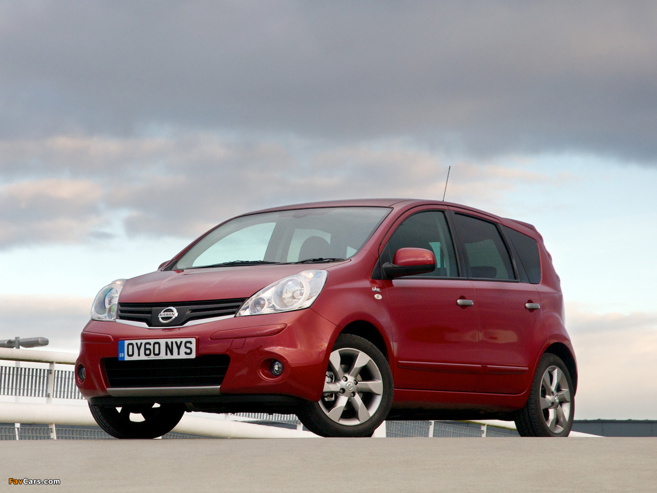 Nissan Note UK-spec (E11) 2009–13 photos (1280 x 960)