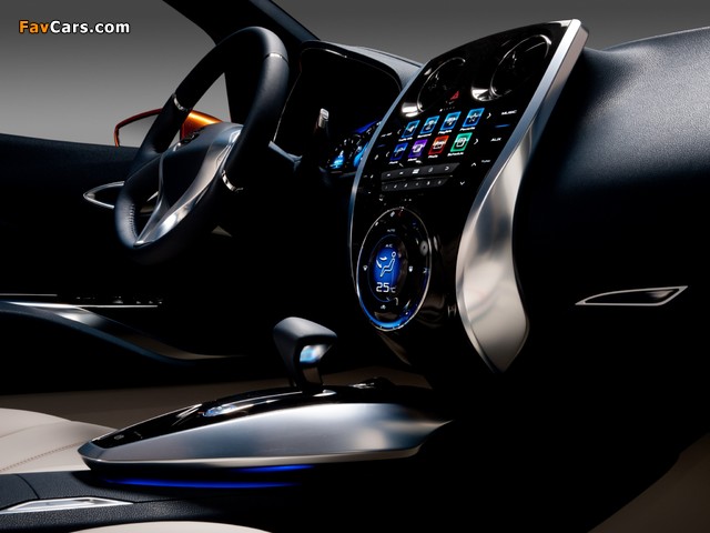 Nissan Invitation Concept 2012 images (640 x 480)