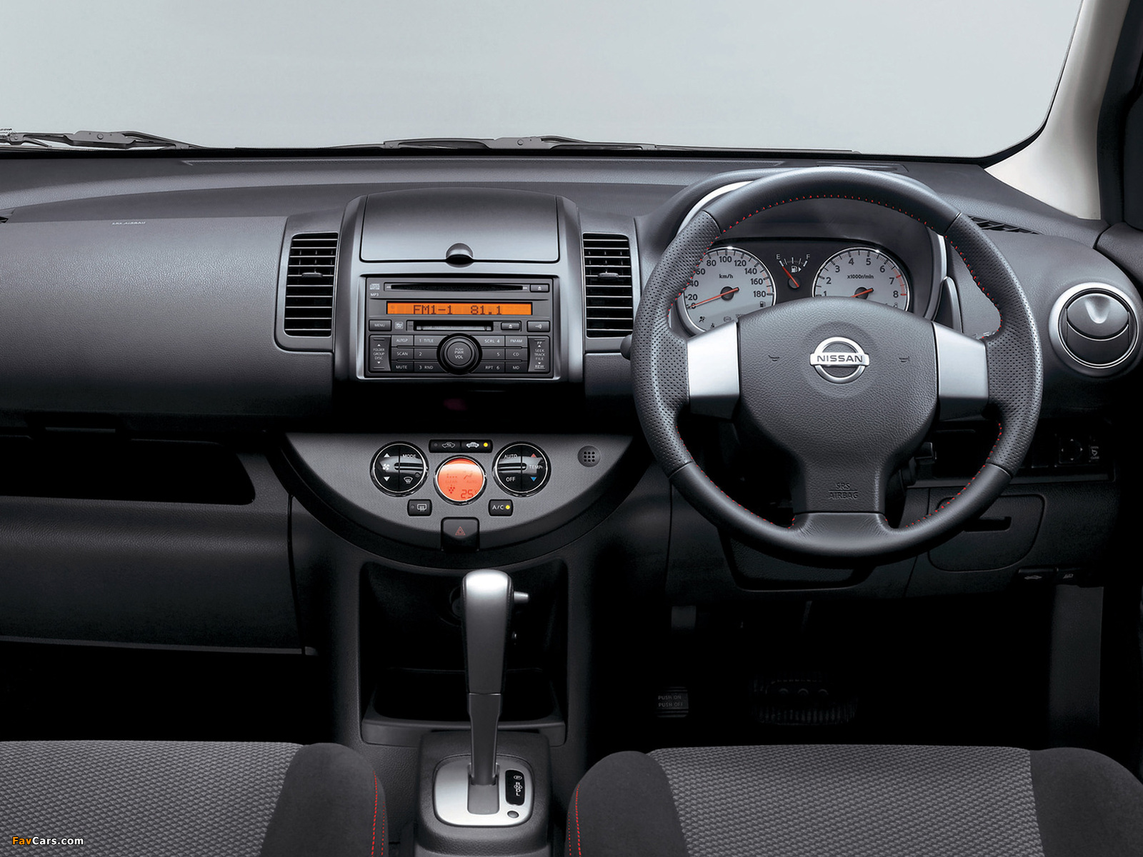 Photos of Nissan Note 15RX JP-spec (E11) 2008 (1600 x 1200)