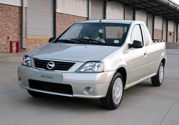 Nissan NP200 2008–09 images