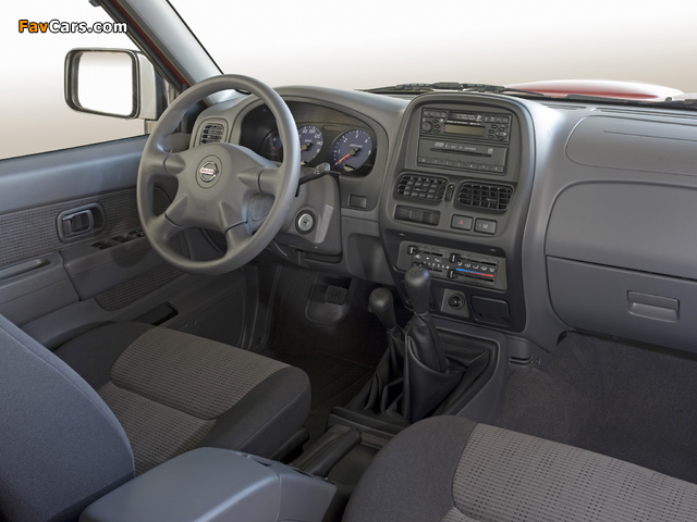 Images of Nissan NP300 Double Cab 2008 (640 x 480)