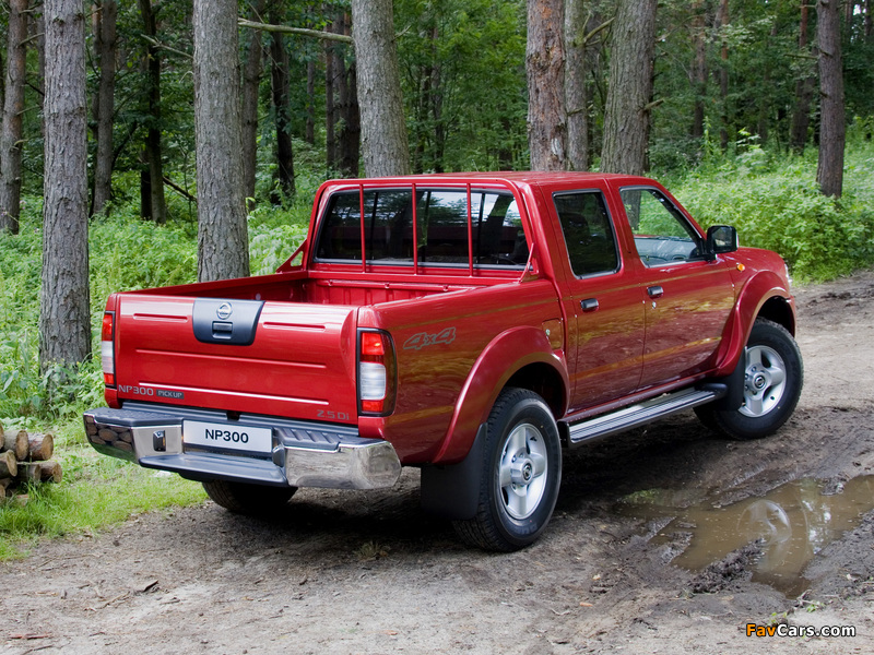 Nissan NP300 Double Cab 2008 images (800 x 600)