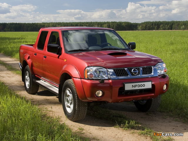Nissan NP300 Double Cab 2008 pictures (640 x 480)
