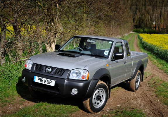 Nissan NP300 King Cab UK-spec 2008 wallpapers