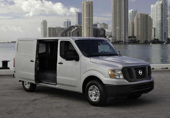 Pictures of Nissan NV3500 HD Standard Roof 2010