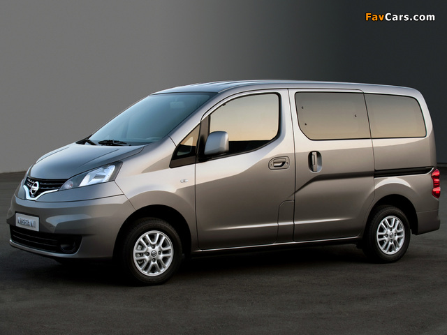 Images of Nissan NV200 2009 (640 x 480)