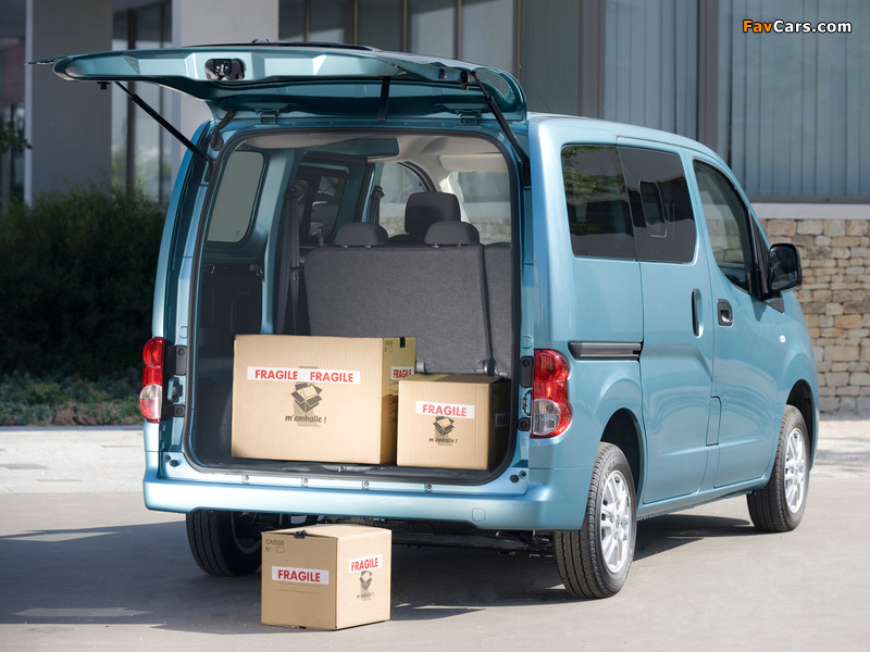 Images of Nissan NV200 2009 (800 x 600)