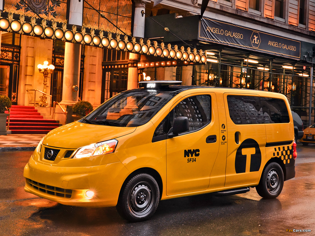 Images of Nissan NV200 Taxi US-spec 2013 (1280 x 960)