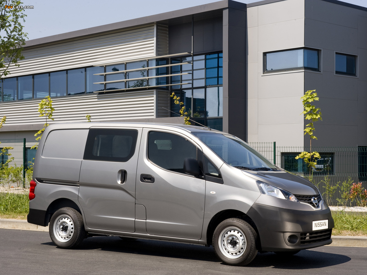 Nissan NV200 Van 2009 wallpapers (1280 x 960)