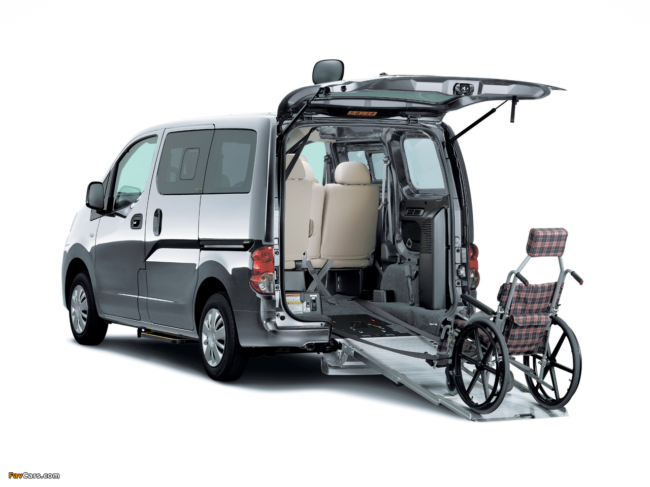Nissan NV200 Vanette Chair Cab 2010 wallpapers (1280 x 960)
