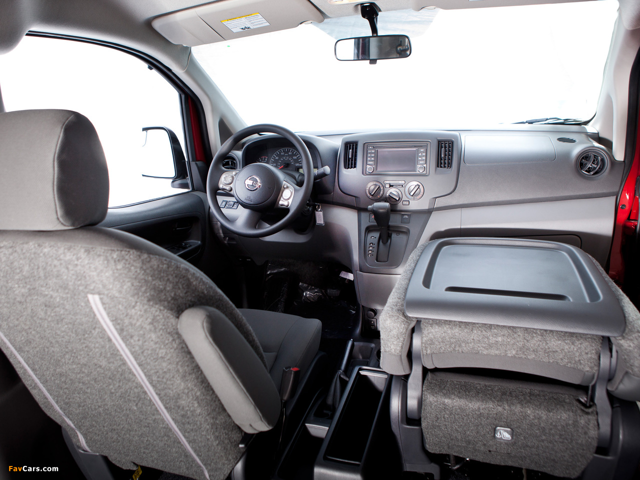 Nissan NV200 Compact Cargo 2013 photos (1280 x 960)