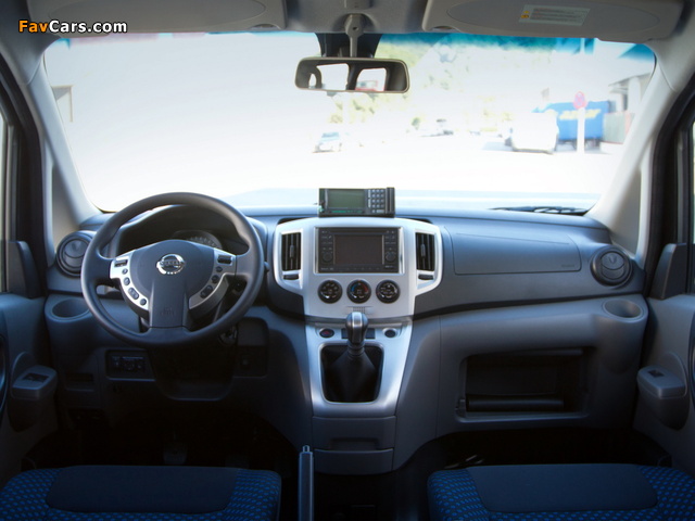 Photos of Nissan NV200 Taxi EU-spec 2012 (640 x 480)