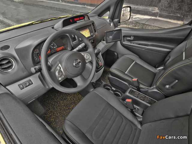 Pictures of Nissan NV200 Taxi US-spec 2013 (640 x 480)