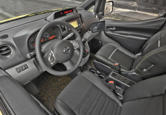 Pictures of Nissan NV200 Taxi US-spec 2013