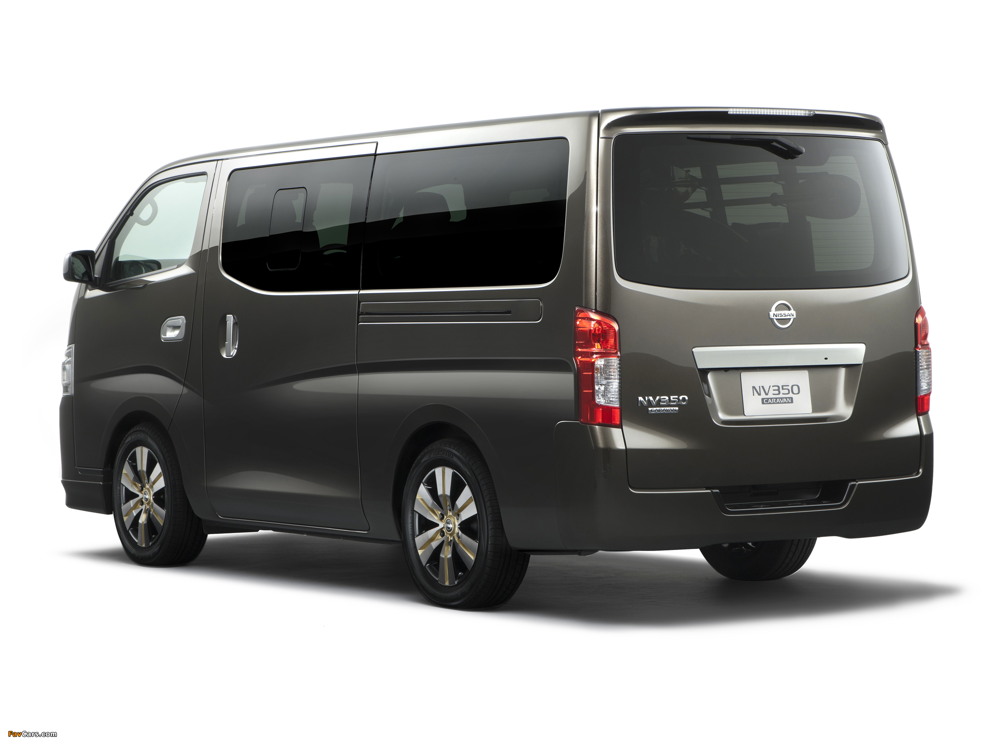 Nissan NV350 Caravan 2012 images (2048 x 1536)