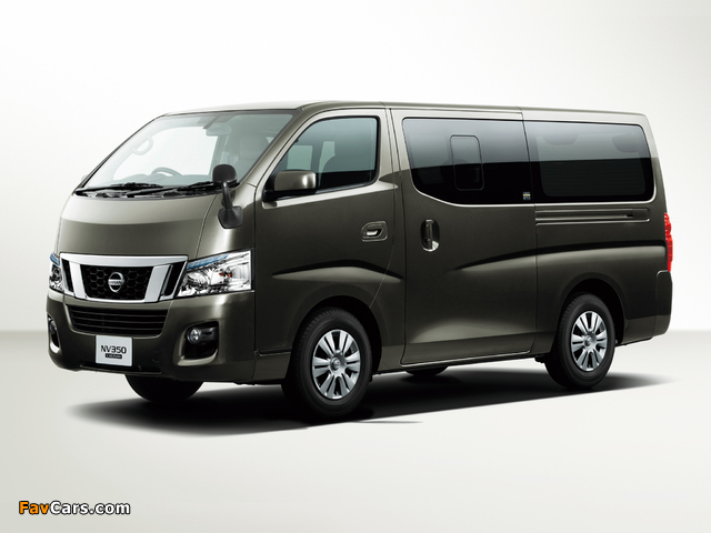 Nissan NV350 Caravan Premium GX (E26) 2012 images (640 x 480)