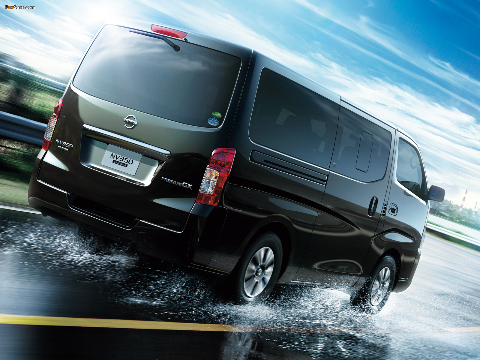 Nissan NV350 Caravan Premium GX (E26) 2012 wallpapers (1600 x 1200)