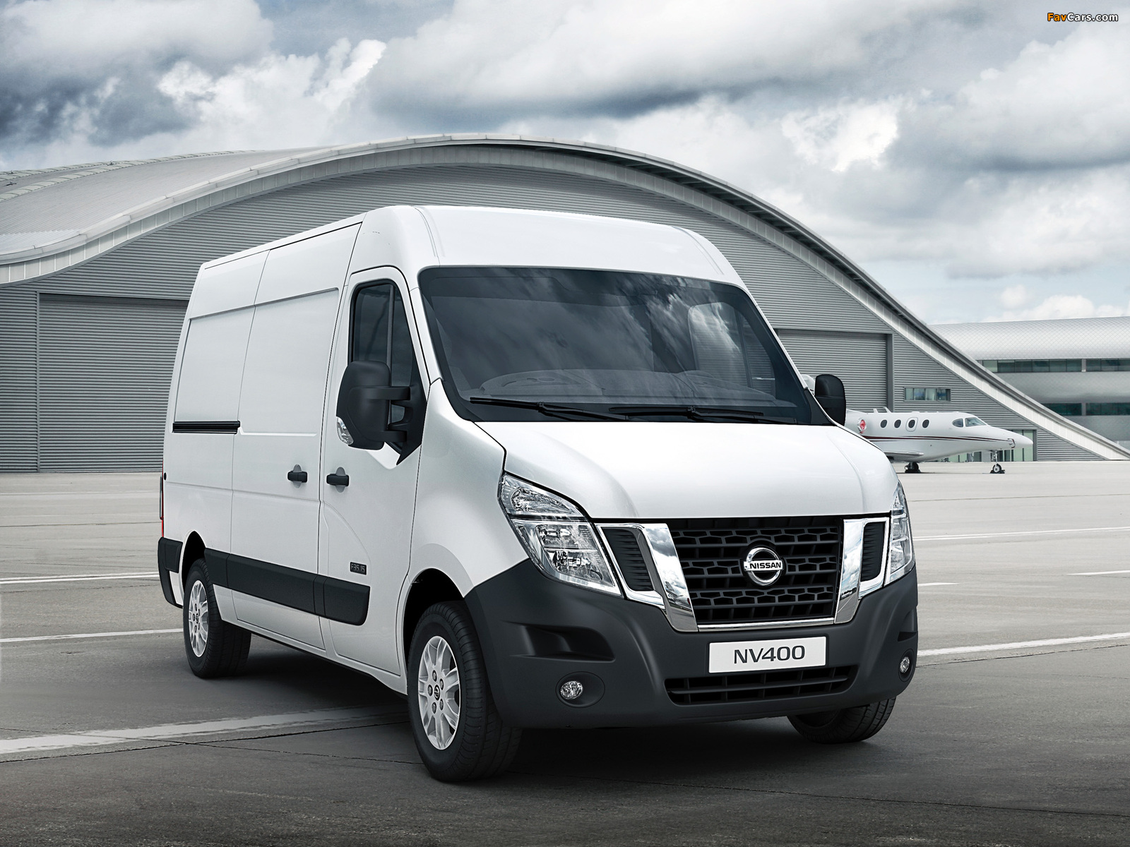 Nissan NV400 High Roof Van 2010 images (1600 x 1200)