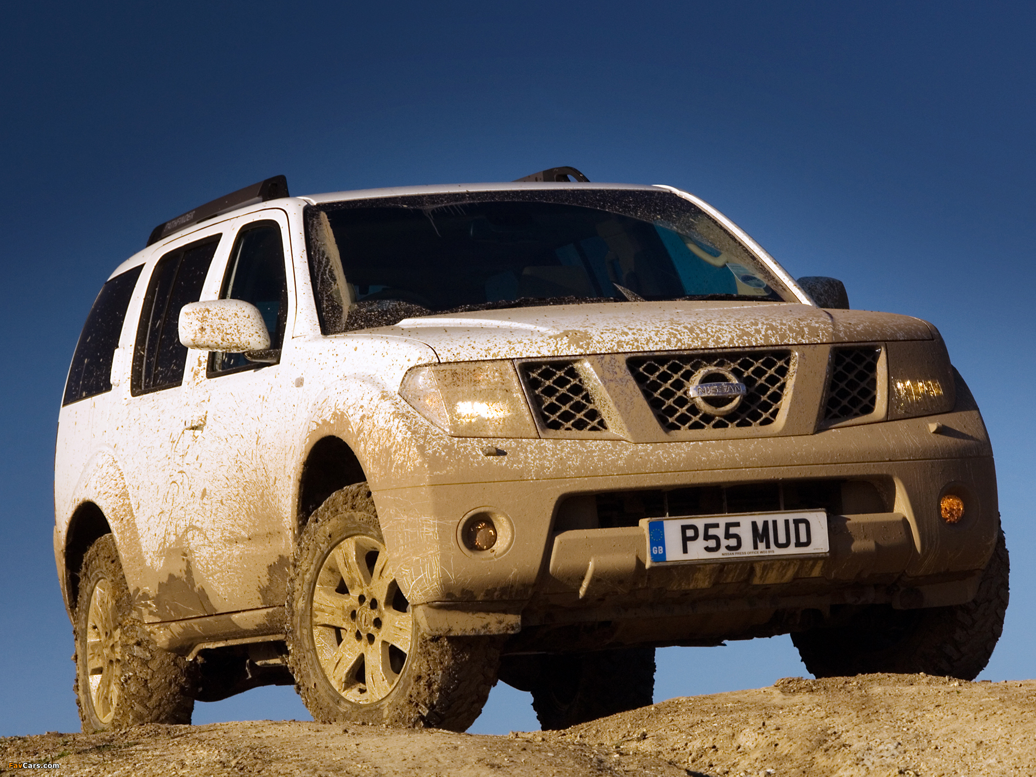 Images of Nissan Pathfinder UK-spec (R51) 2004–10 (2048 x 1536)