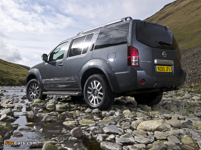 Images of Nissan Pathfinder UK-spec (R51) 2010 (640 x 480)