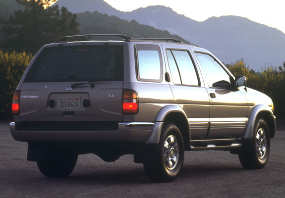 Nissan Pathfinder US-spec (R50) 1996–99 pictures