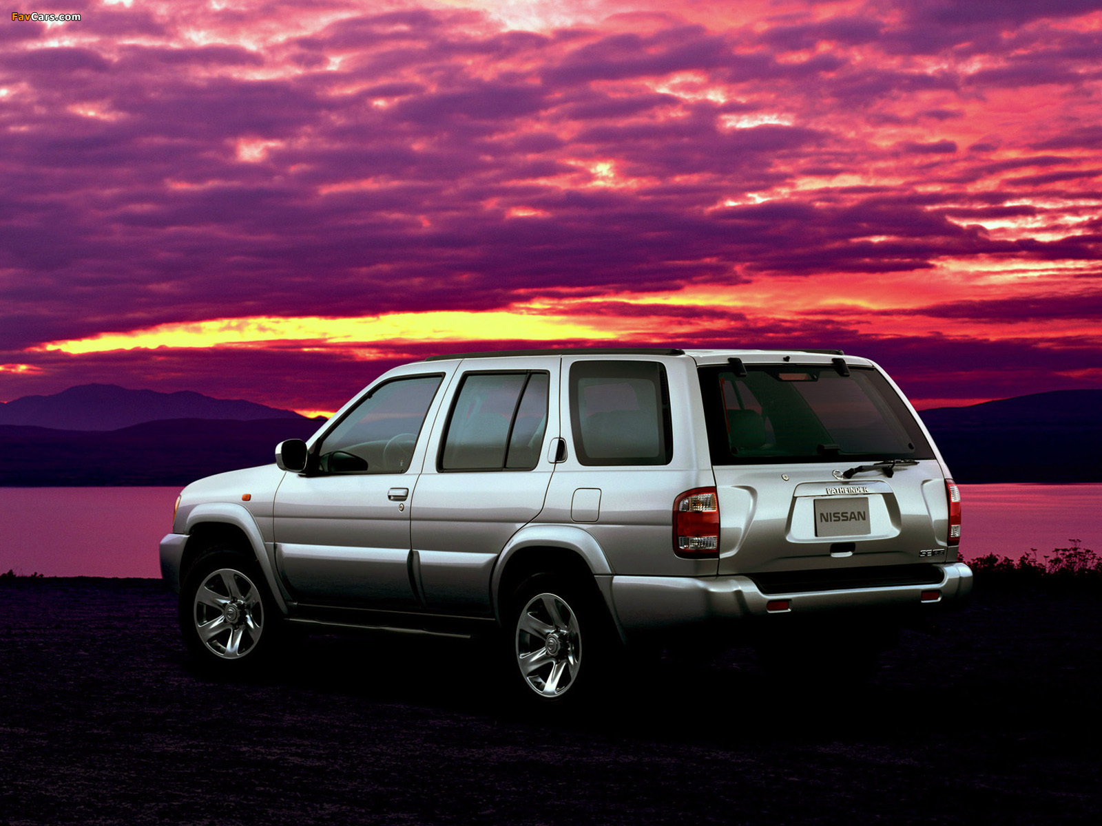 Nissan Pathfinder (R50) 1999–2004 wallpapers (1600 x 1200)