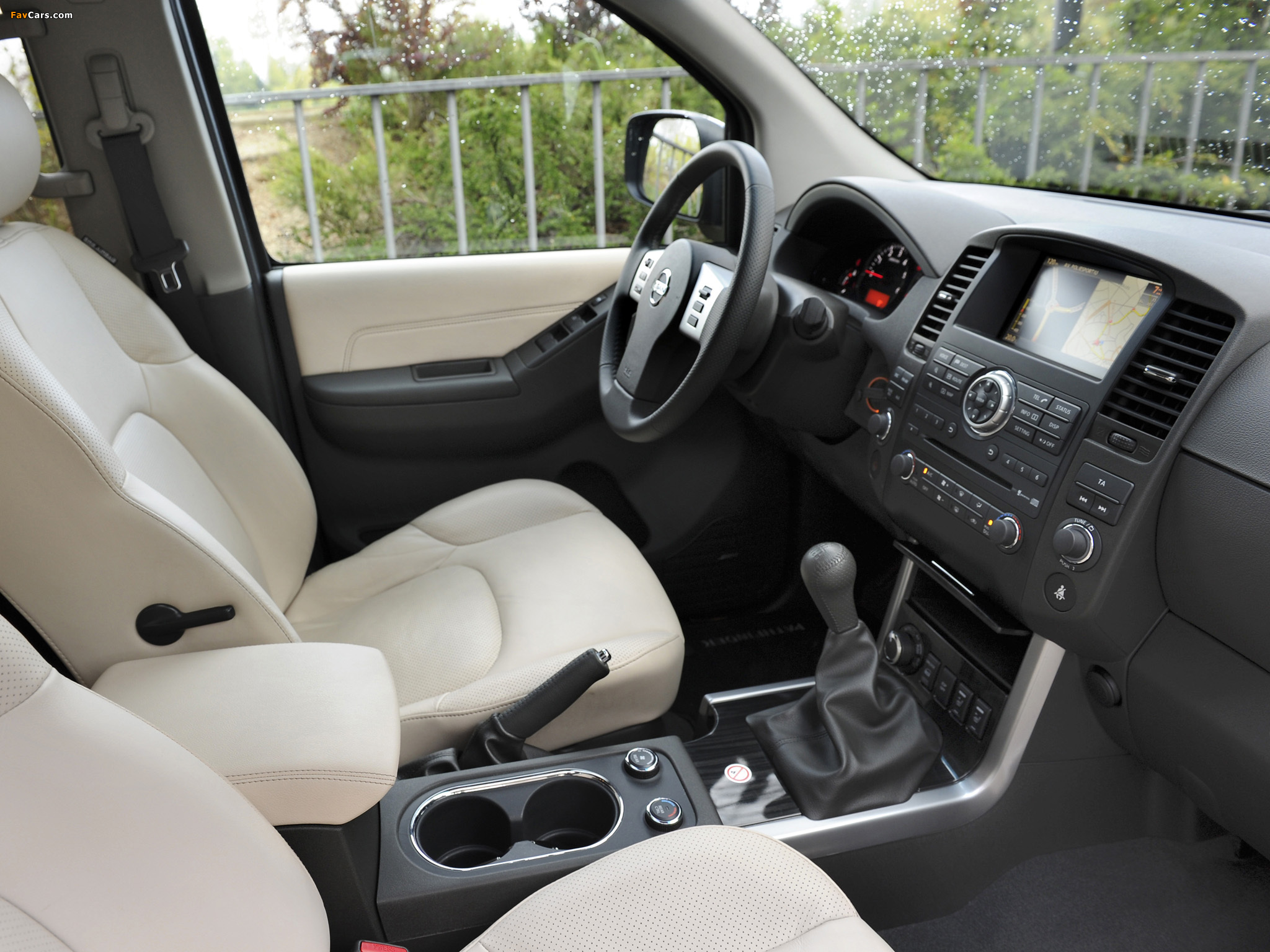 Nissan Pathfinder (R51) 2010 images (2048 x 1536)