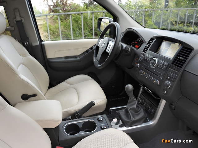 Nissan Pathfinder (R51) 2010 images (640 x 480)