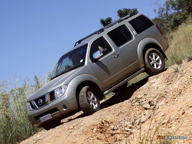 Pictures of Nissan Pathfinder ZA-spec (R51) 2004–10 (640 x 480)