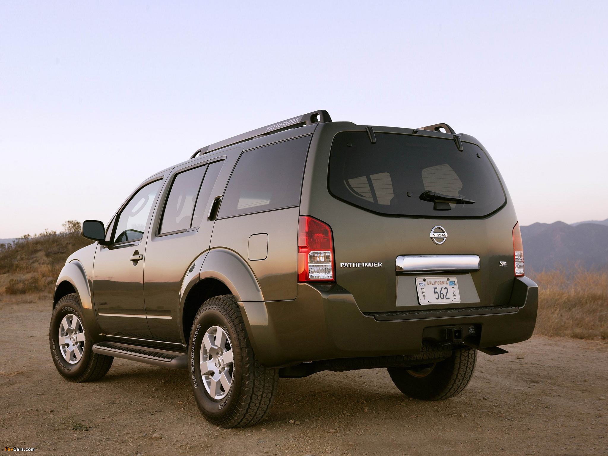 Pictures of Nissan Pathfinder US-spec (R51) 2004–07 (2048 x 1536)