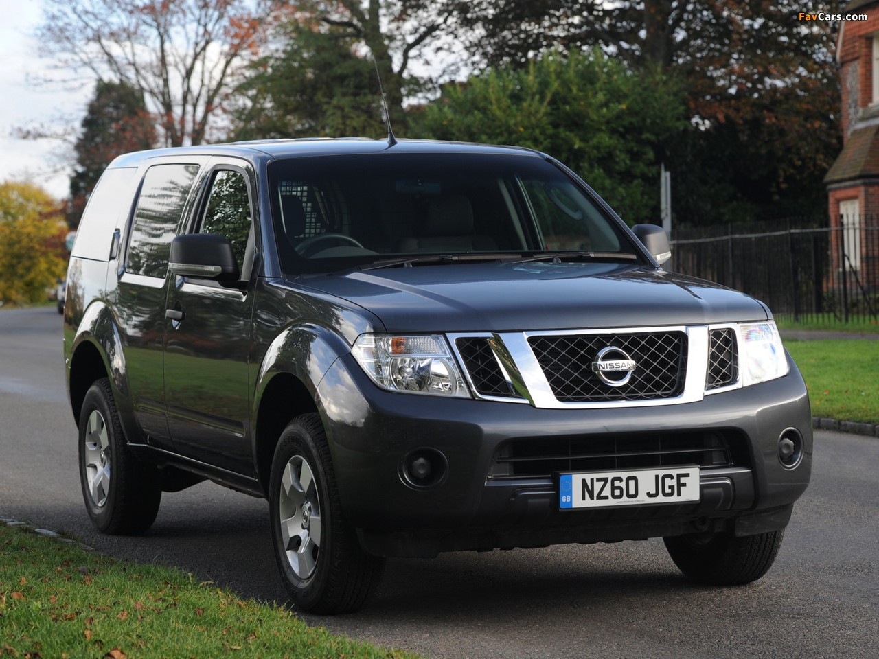 Nissan Pathfinder Van UK-spec (R51) 2010 wallpapers (1280 x 960)