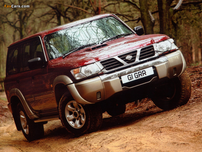 Images of Nissan Patrol GR 5-door UK-spec (Y61) 1997–2001 (800 x 600)