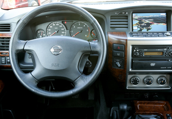 Images of Nissan Patrol 3-door (Y61) 2004–10
