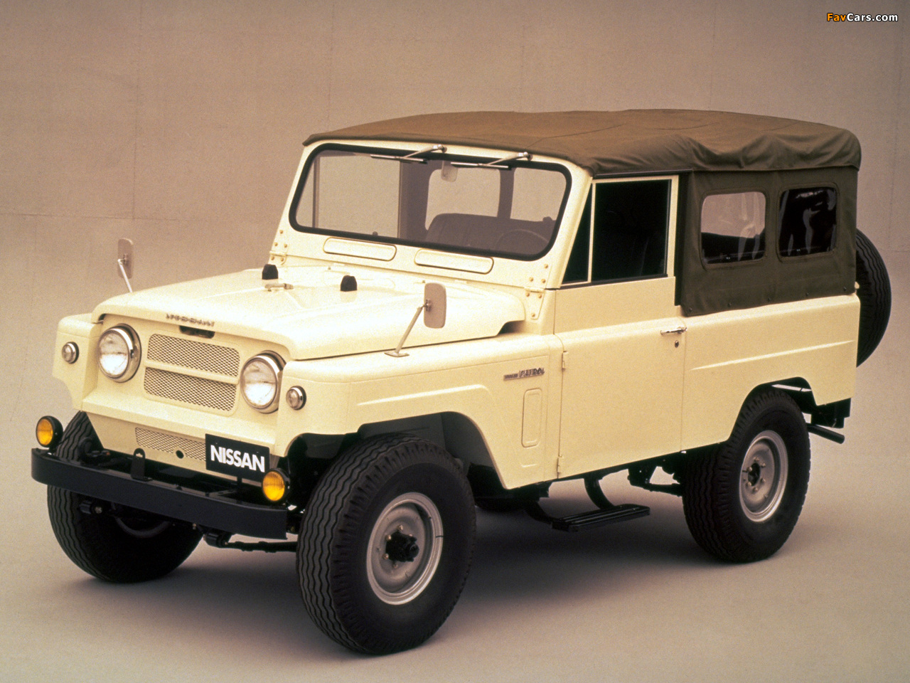Nissan Patrol LWB Soft Top (G60) 1960–84 photos (1280 x 960)