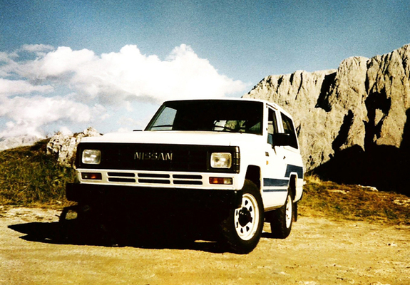 Nissan Patrol 3-door Hard Top (160) 1980–85 images