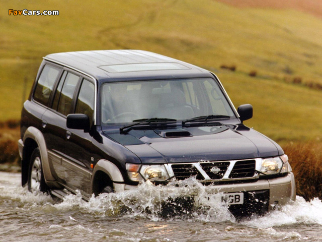 Nissan Patrol GR 5-door UK-spec (Y61) 1997–2001 images (640 x 480)