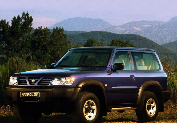 Nissan Patrol GR 3-door (Y61) 1997–2001 images