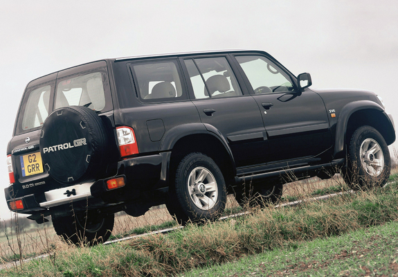 Nissan Patrol GR 5-door UK-spec (Y61) 2001–04 images