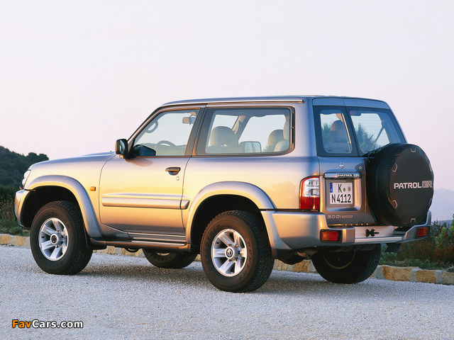 Nissan Patrol GR 3-door (Y61) 2001–04 images (640 x 480)