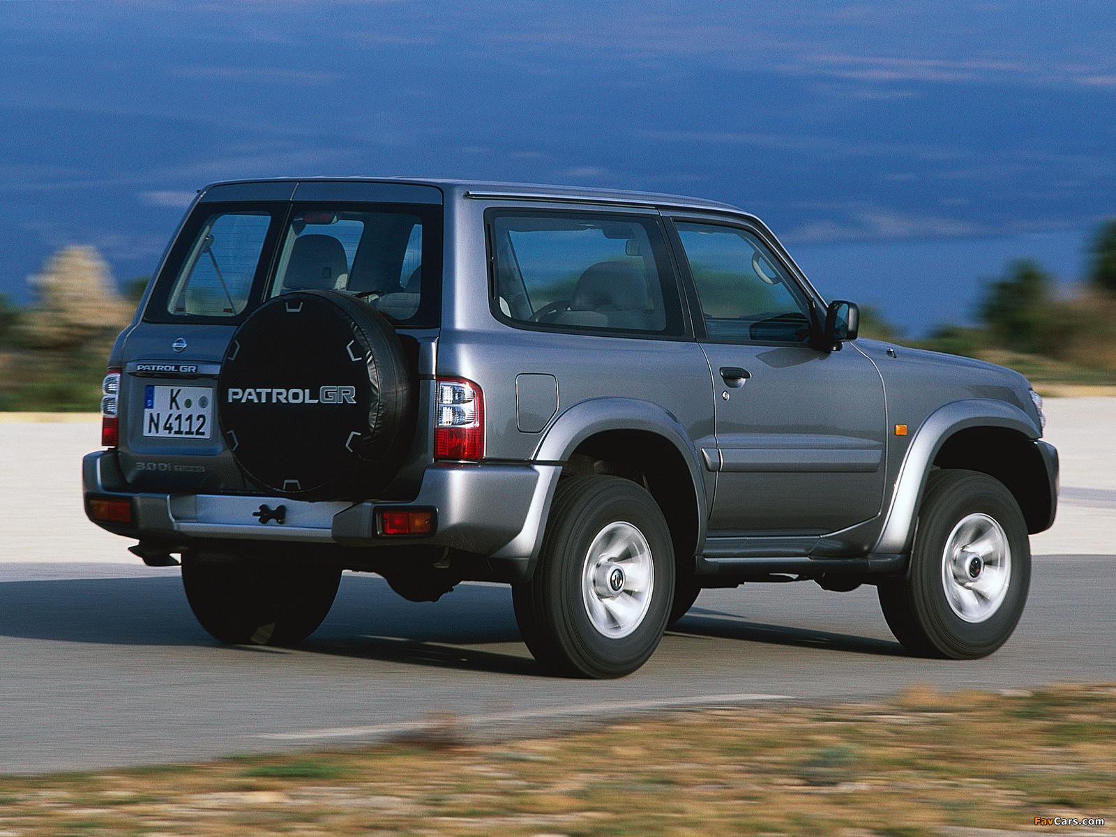 Nissan Patrol GR 3-door (Y61) 2001–04 photos (1600 x 1200)