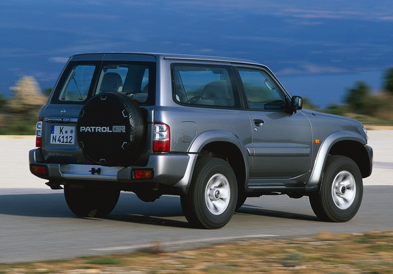 Nissan Patrol GR 3-door (Y61) 2001–04 photos