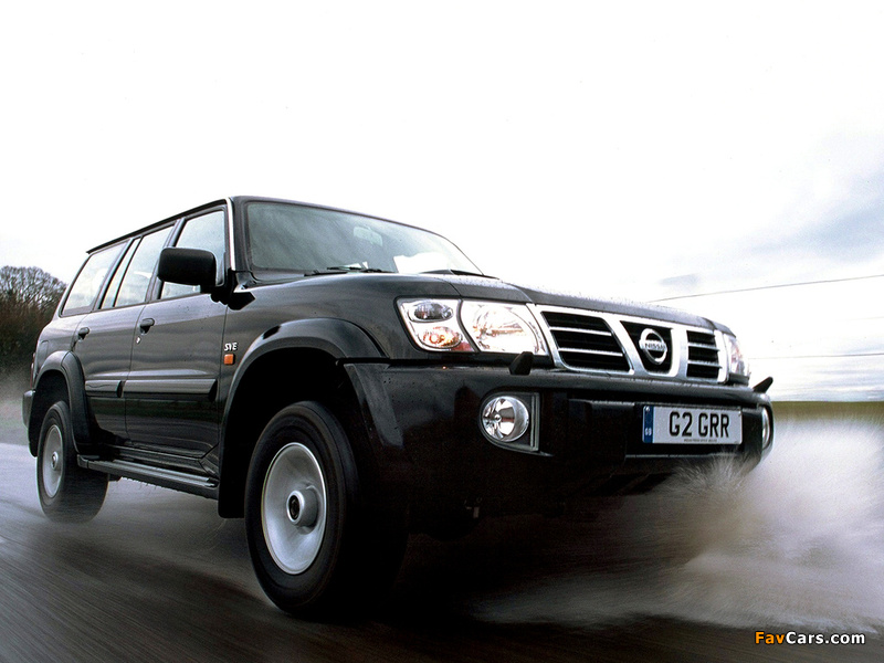 Nissan Patrol GR 5-door UK-spec (Y61) 2001–04 photos (800 x 600)