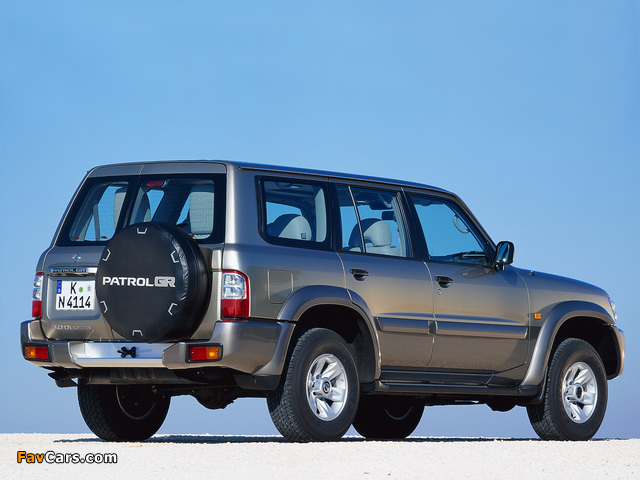 Nissan Patrol GR 5-door (Y61) 2001–04 pictures (640 x 480)