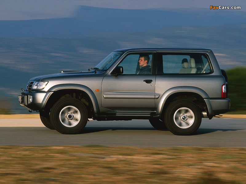 Nissan Patrol GR 3-door (Y61) 2001–04 pictures (800 x 600)