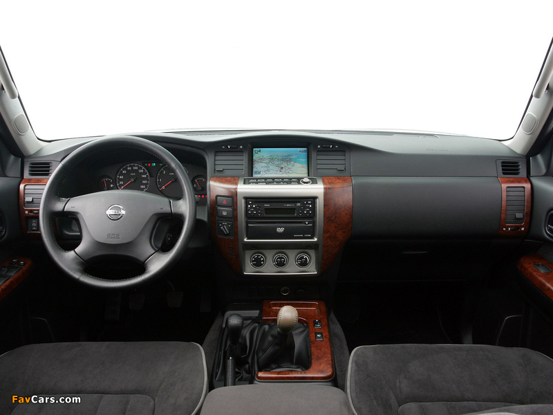 Nissan Patrol 5-door (Y61) 2004–10 images (800 x 600)