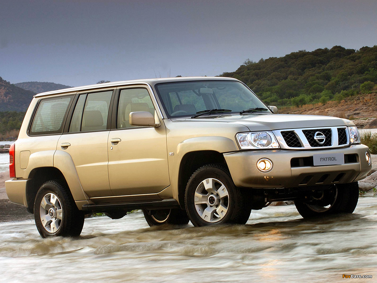 Nissan Patrol 5-door ZA-spec (Y61) 2004–10 pictures (1280 x 960)