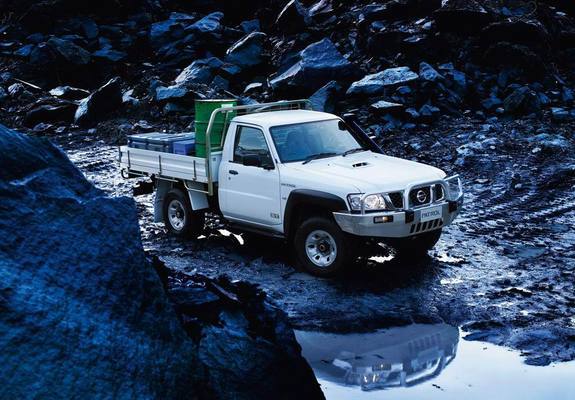 Nissan Patrol Cab Chassis (Y61) 2010 wallpapers